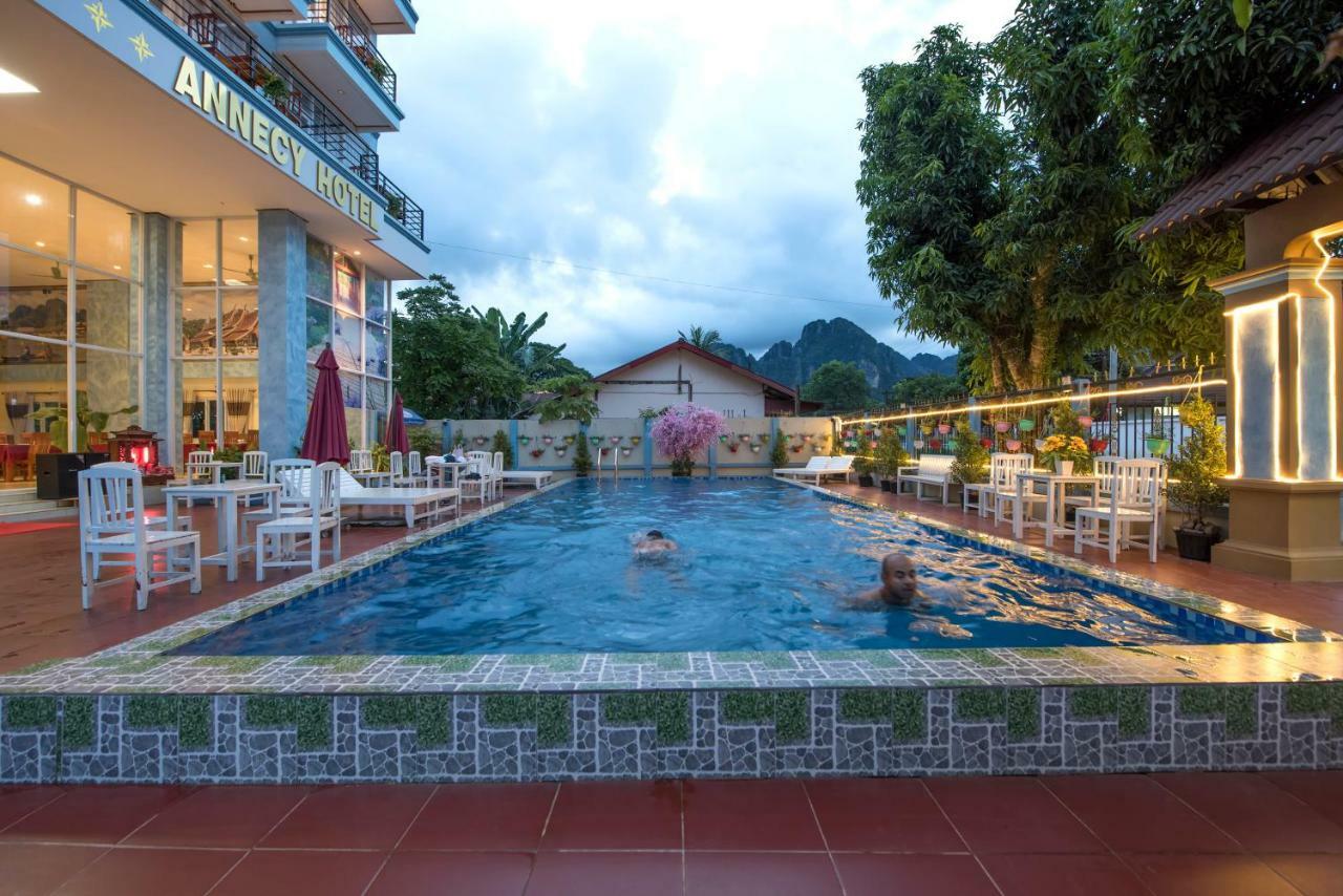 Annecy Hotel Ванг-В'єнг Екстер'єр фото